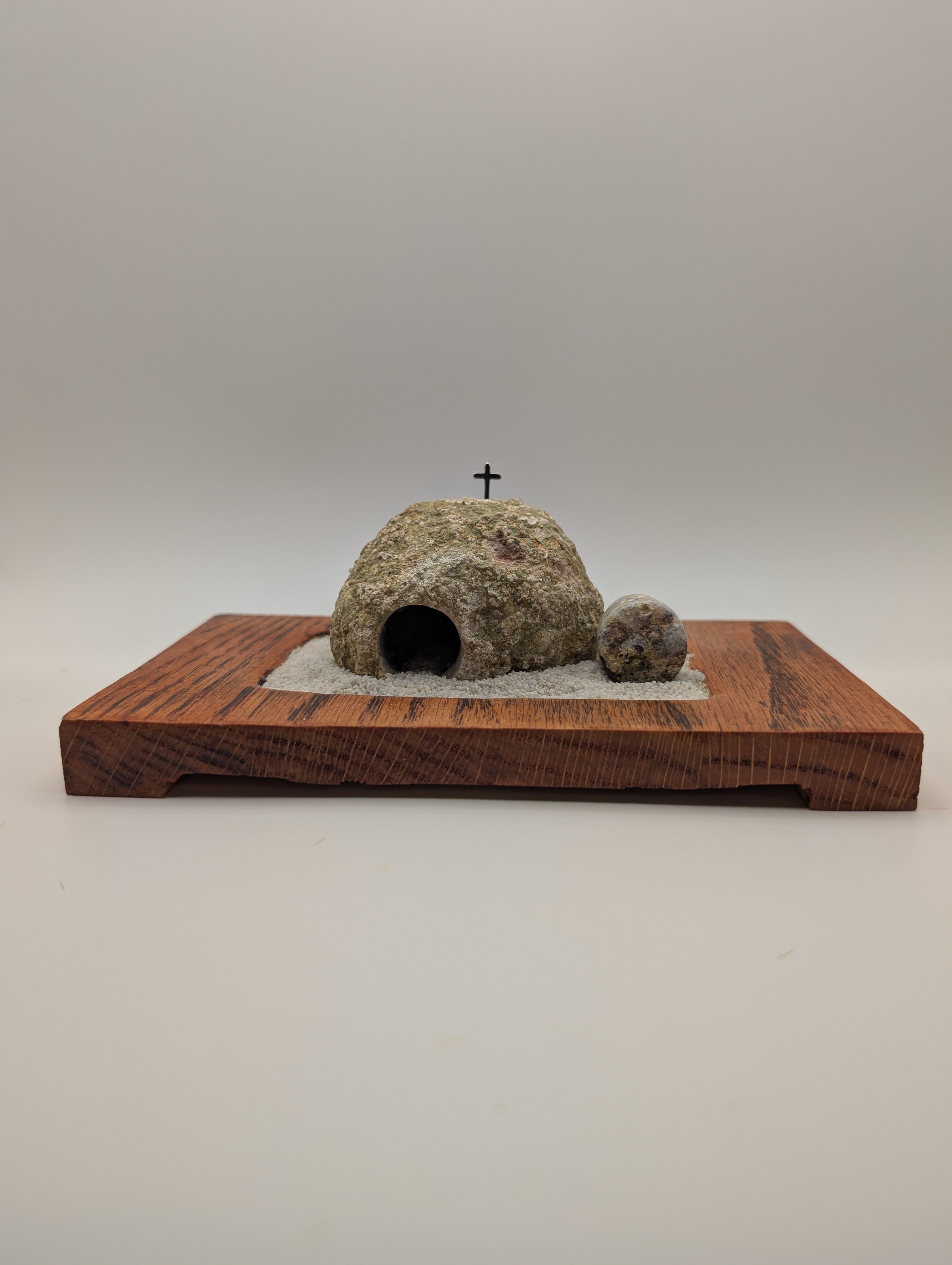 Empty Tomb Display